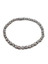 Elegant Silver Bracelet with White Zircon