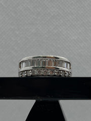 925 Silver Band with Parallel Zircon & Bracket Design