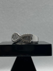 925 Silver Bracket Zircon Ring with DNA-Inspired Design