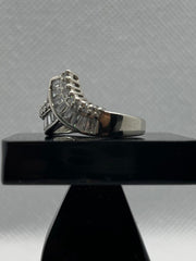 925 Silver Crown-Style Ring with Brackets & Round Zircon