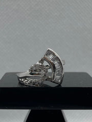 925 Silver Hand Fan Style Ring with Bracket Design & Zircon