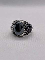 Silver Gents Ring with Gunmetal Stone