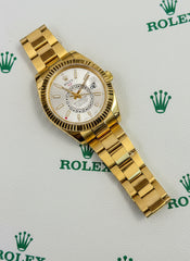 Sky-Dweller 42mm White Dial 18kt Yellow Gold Color